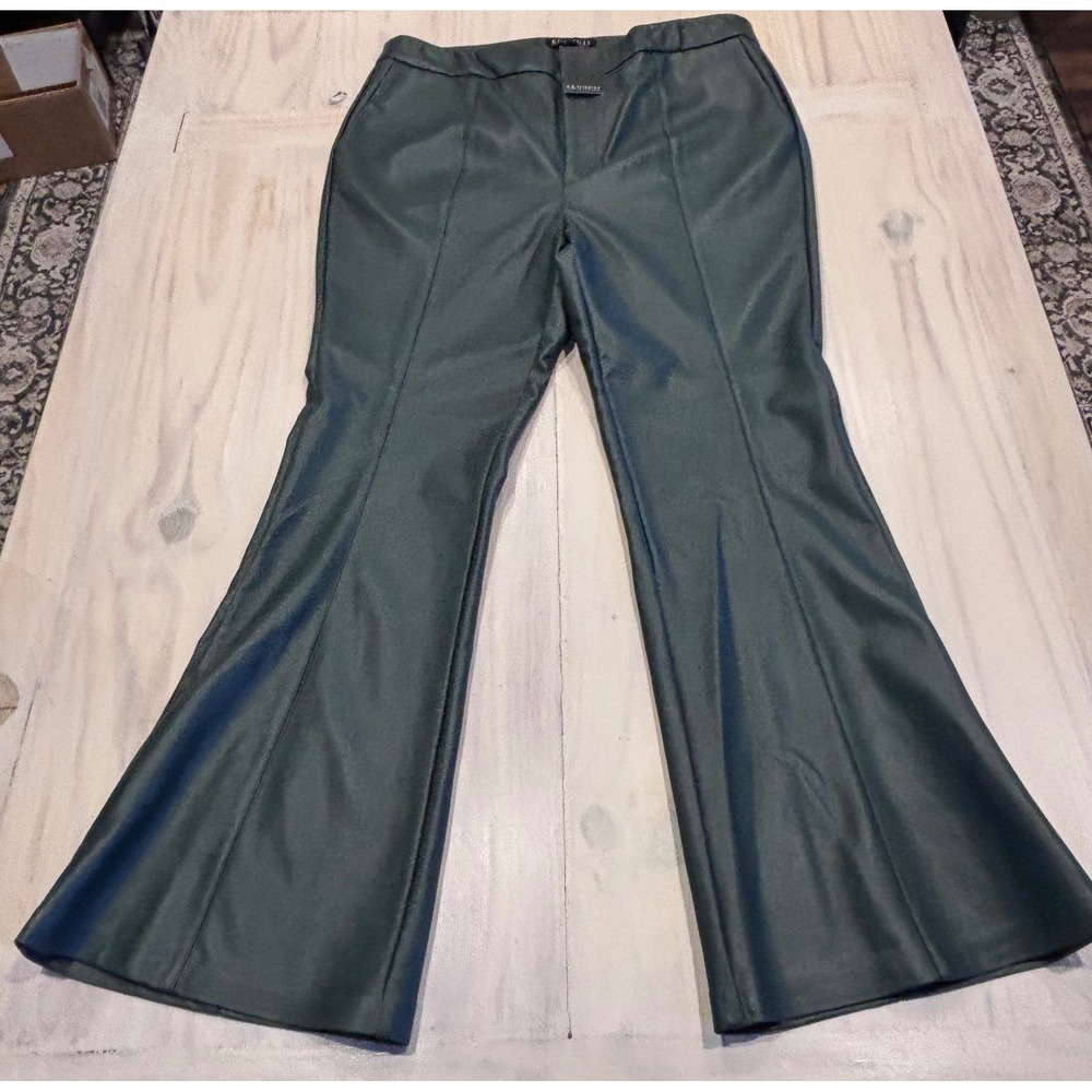 Eloquii Womens Size 16 Dark Green Faux Leather Flare Leg High Rise Pants New